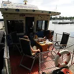 Houseboat Mazury Frajda Hotel en barco